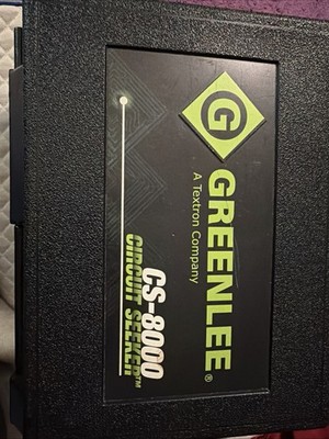 Greenlee CS-8000 600V AC/DC Auto Power Off Circuit Seeker Kit Case