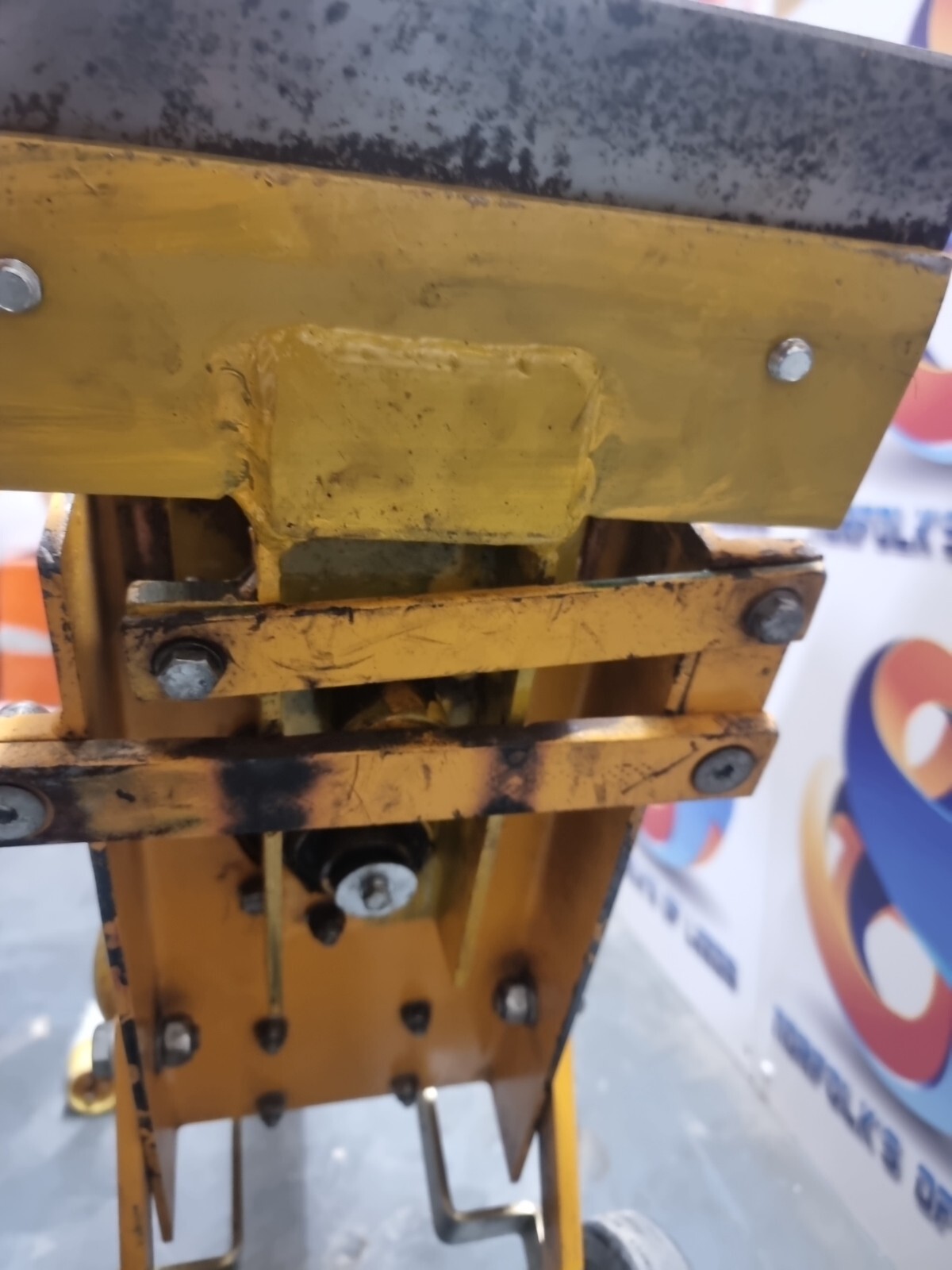 SPE MS230 MULTI STRIPPER CARPET TILES 110V GRINDER SCABBLER LIFTER