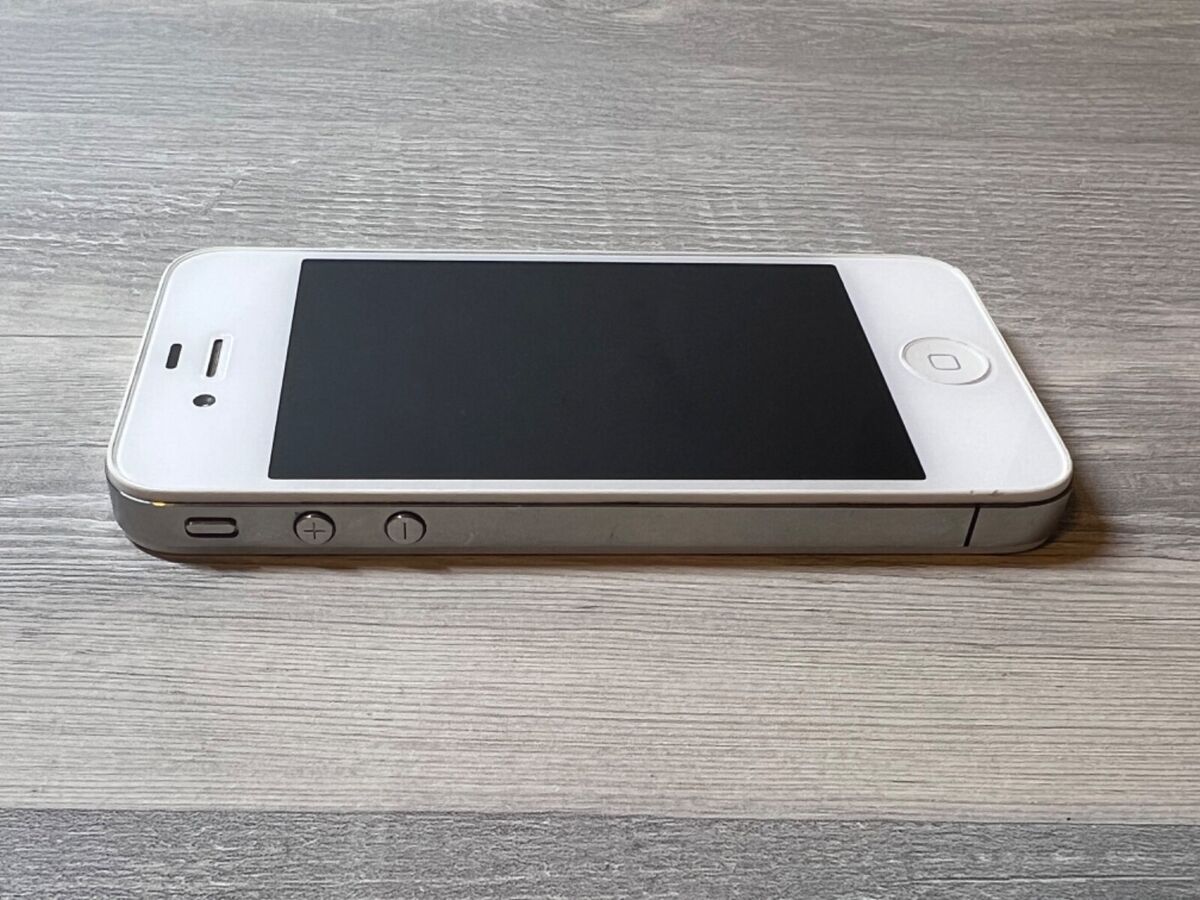 Apple iPhone 4 - 8GB 16GB 32GB - All Colors - Unlocked AT&T Apple iPhone 4 - 8GB 16GB 32GB - All Colors - Unlocked AT&T