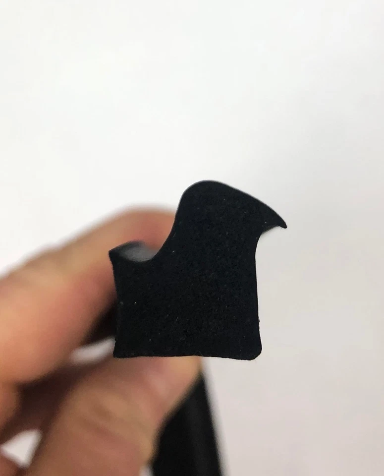 For 1946-1956 Plymouth and Dodge: Sedan Trunk Weatherstrip - Image 3 of 3