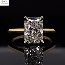 IGI E VVS2 2.25Ct Radiant Cut Lab Grown Diamond Engagement Ring 14K Yellow Gold
