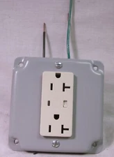 Pass & Seymour 20 AMP Surge Receptacle TVSS w Plate New Open Box ￼ Assembled