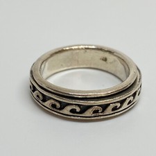 Vintage 925 Sterling Silver Wave Design Band Ring Size 7