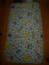 1998 POKEMON PIKACHU ASH CHARMANDER PSYDUCK Gotta Catch TWIN FITTED BED SHEET