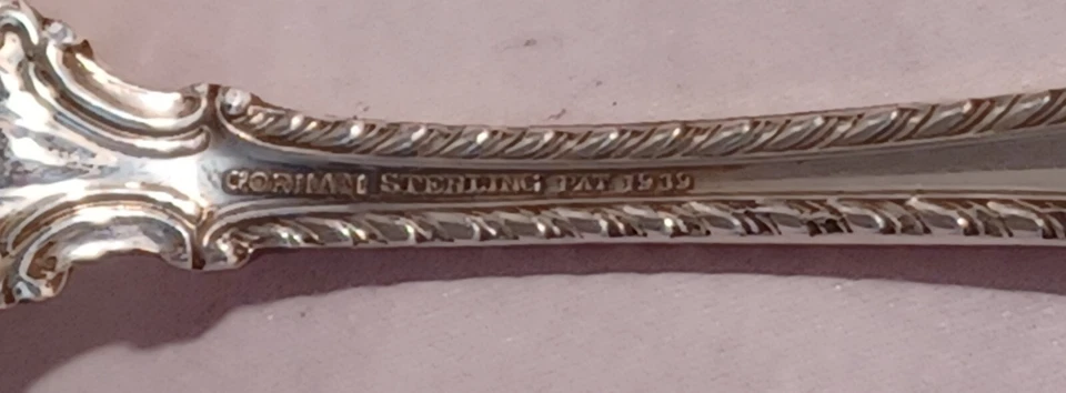 Tenedor de carne fría English Gadroon de Gorham Sterling Foto 4 de 4
