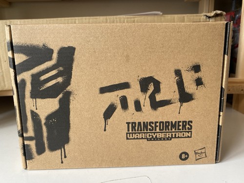 Transformers - WFC/Generations Selects - DEEP COVER - new/sealed - Picture 2 of 3