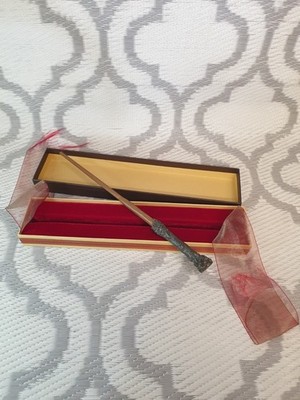 Rare Original Harry Potter Noble Collection Wand. S04 Olivander Box - WBEI (s04)