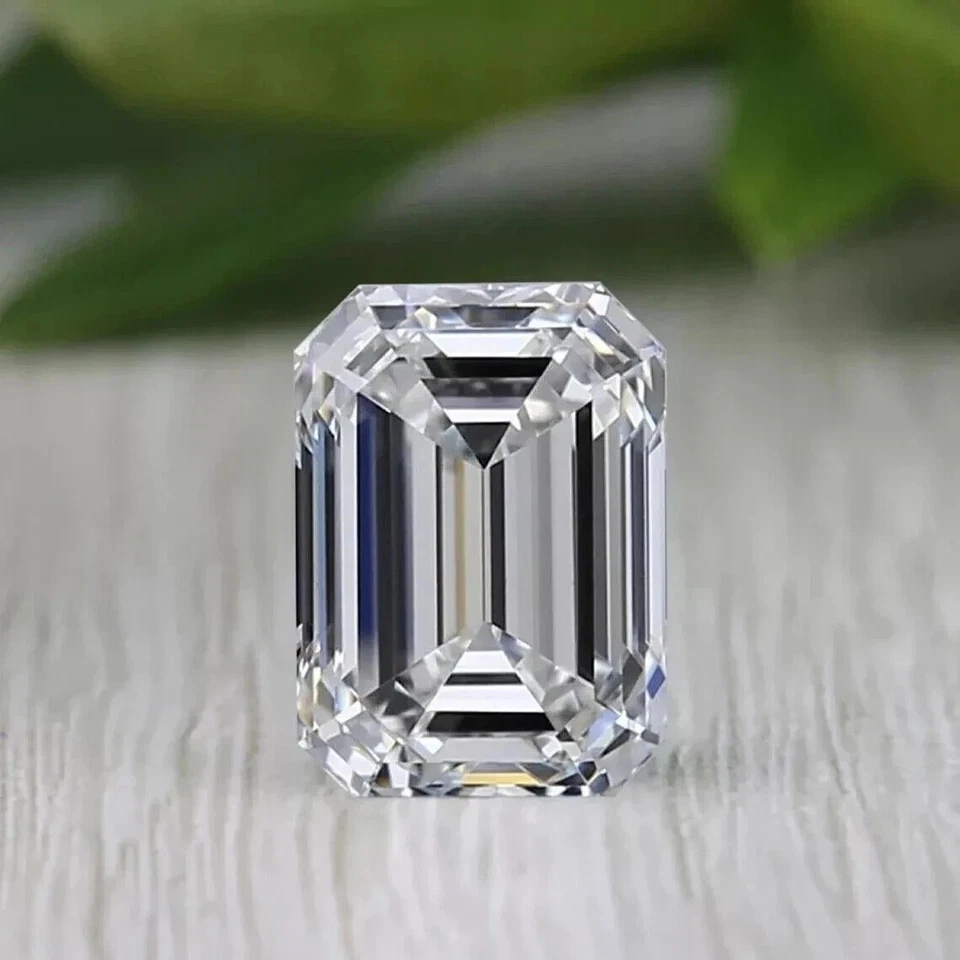 2.10 Ct Lab Grown CVD Diamond Emerald Cut D Color, IF Certified Loose Diamond - Image 4 of 4