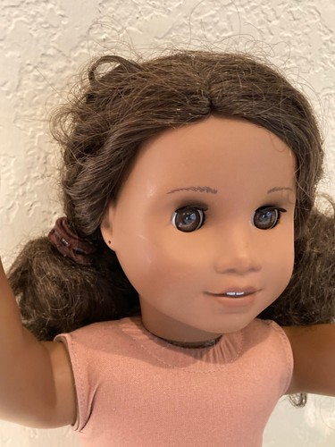 American Girl 18" Doll GABRIELA w/Pajamas + Chair + Headphones GOTY LOT - Picture 7 of 18
