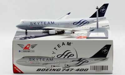 Inflight ALB2CI211 China Airlines Boeing 747-400 B-18211 Diecast 1/200 Jet Model