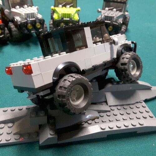 Erockzart custom gray MOC for AFOL Jeep Gladiator lifted Rubicon speed champions - Picture 4 of 11