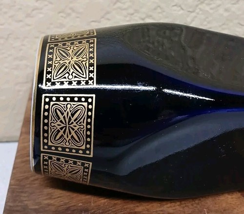 C.M. Hutschenreuther Bud Vase Echt Kobalt Blue Cobalt 9 1/8" Beautiful - Picture 3 of 8