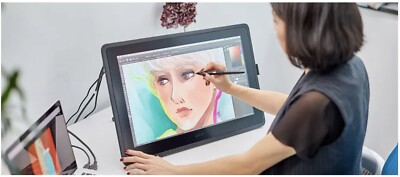 Wacom Cintiq 22 Creative Pen Display Tablet - DTK2260K0A