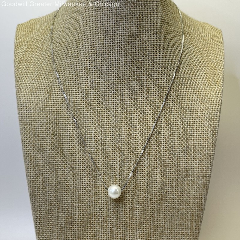 925 Sterling Faux Pearl Pendant Necklace 3.1g