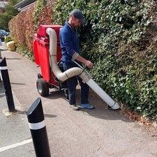 Trafalgar Wolf 240 litre leaf and Litter collector - leaf litter and Dog Faeces