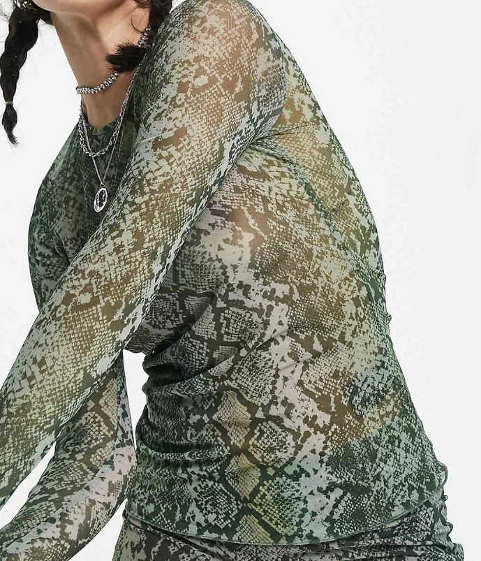 Weekday Oberteil Shirt transparent Schlangenmuster Grüntöne 40/42 neu! - Bild 4 von 4