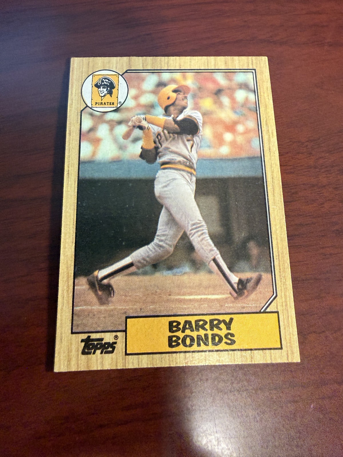 1987 Topps #320 Barry Bonds Rookie Card. NRMT