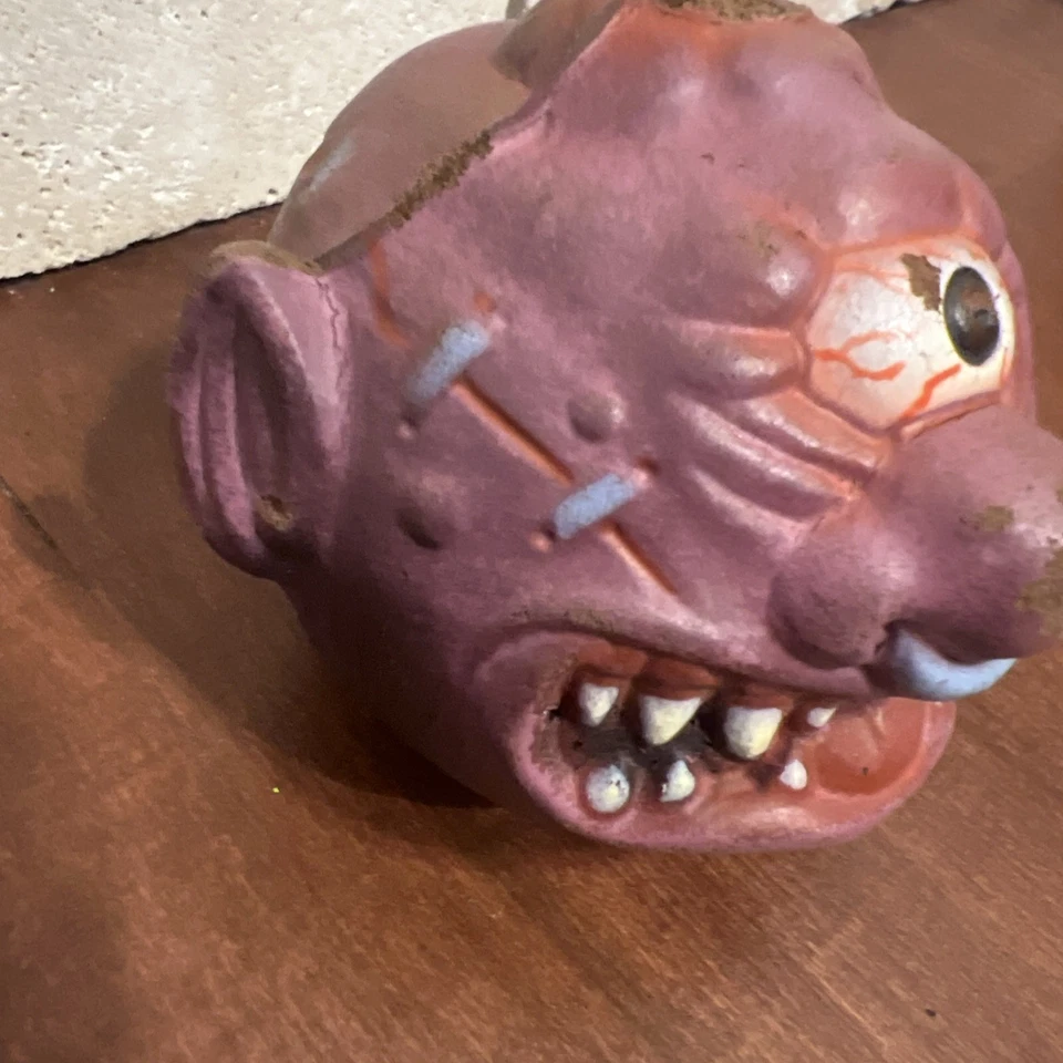 MadBalls Cabeza de Cuerno 1985 Monster Ball Juguete Cíclope Falta Cuerno Foto 2 de 4