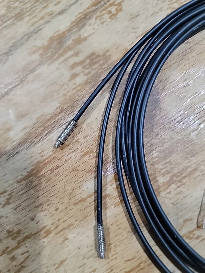 Banner PIT46U  (26034) Plastic Fiber Opposed Mode, 2M Length w/ Hardware packet. - Image 2 of 4