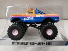 1/64 diecast Greenlight Kings of Crunch 1972 Chevy BOSS Monster truck 4x4 MudK10