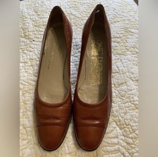 Salvatore Ferragamo Women's Vintage Heels SZ 7.5AAA