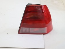 Rückleuchte rechts VW BORA 1J5945096AA HELLA 06-2001