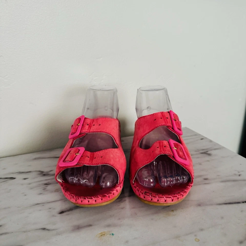 La Plume Pink Jen Suede Leather Buckle Sandals Women’s Size 7.5 - Image 2 of 4