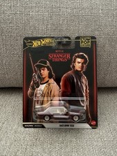 Hot Wheels Premium Pop Culture 1983 BMW 733i - Stranger Things