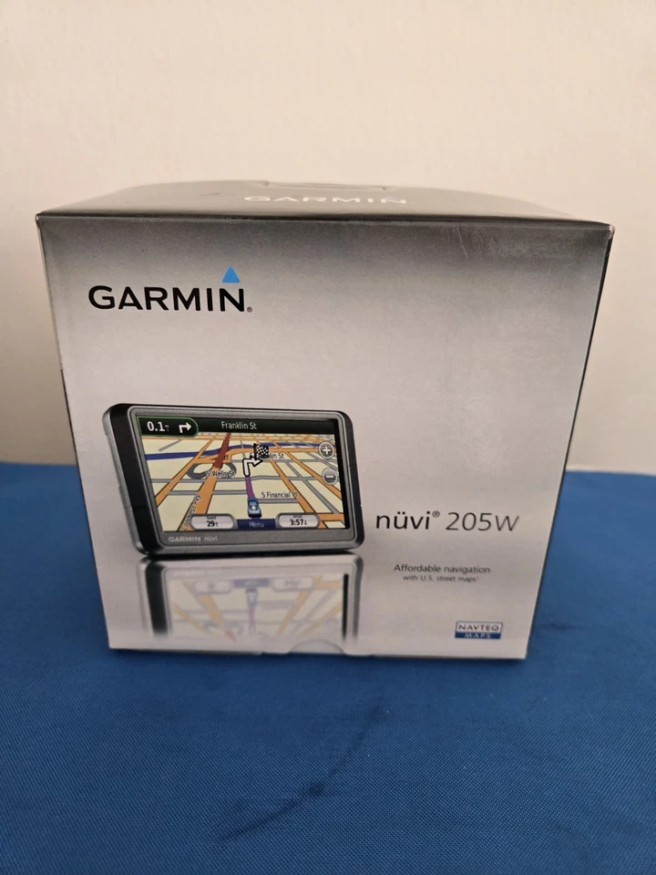 Garmin nüvi 205 Automotive Mountable - Image 2 of 3