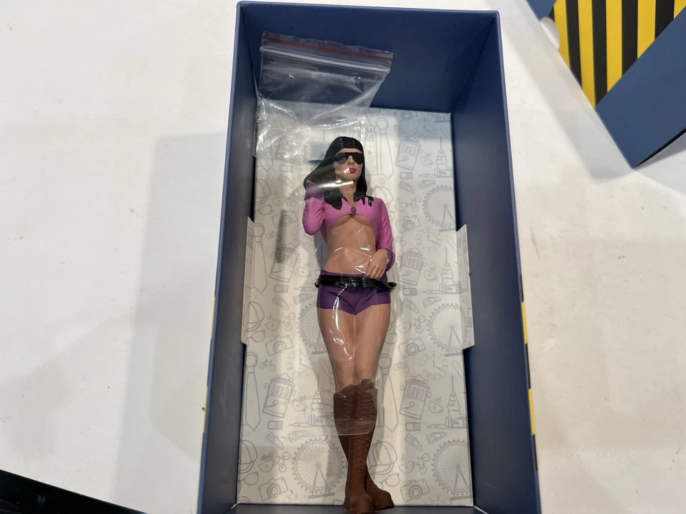 1/12 - EMMANUELLE 1 Figurine - New - Hand Made - Imagen 2 de 3