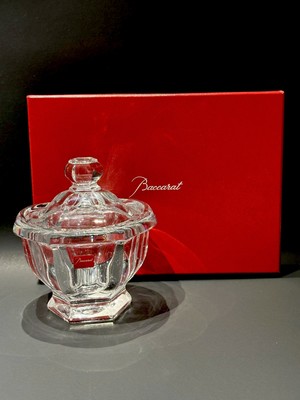BACCARAT Vintage   Crystal Lidded Candy Dish Jar in Hexagonal Shape