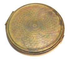 VINTAGE DECORATIVE BRASS COMPACT WITH SPRING LATCH NO MIRROR