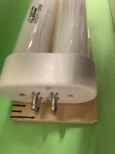Feit Electric FUL8T6WW FUL 8T6 WW U-TUBE 4 PIN WARM WHITE - Picture 2 of 5