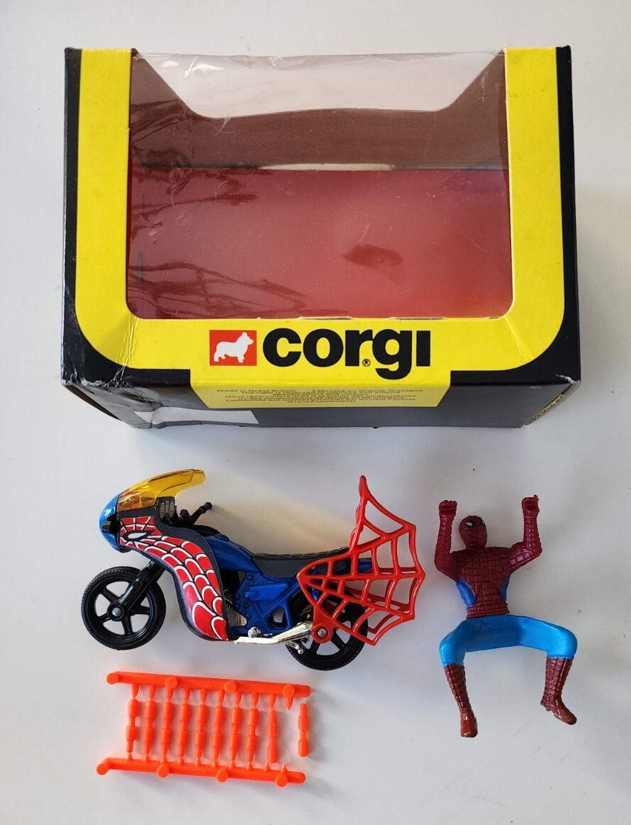 自転車本体 CORGI TOYS THE MAN FROM   497 CORGI 497 MAN FROM U.N.C.L.E. Oldsmobile Super 88 Model TV