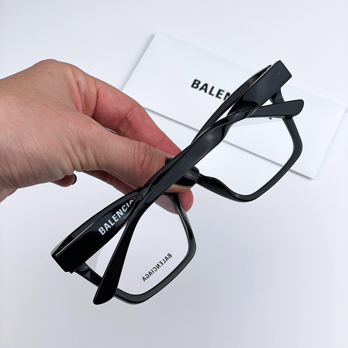 NEW Balenciaga BB0210O 001 Black Logo Cat Eye Women