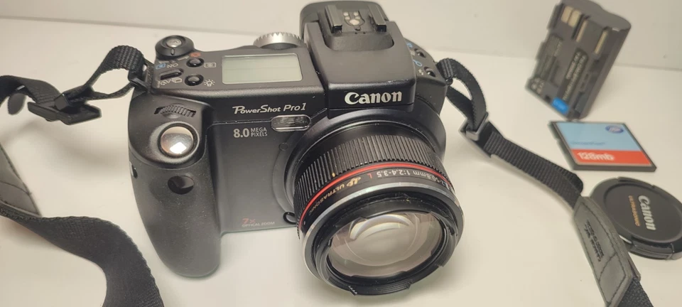 Canon PowerShot Pro1 8MP Camera + Memory Card - Image 4 of 4