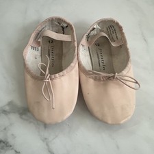 Girls Pink Leather Full Sole Size- By Freestyle Danskin Company Ballet Shoes