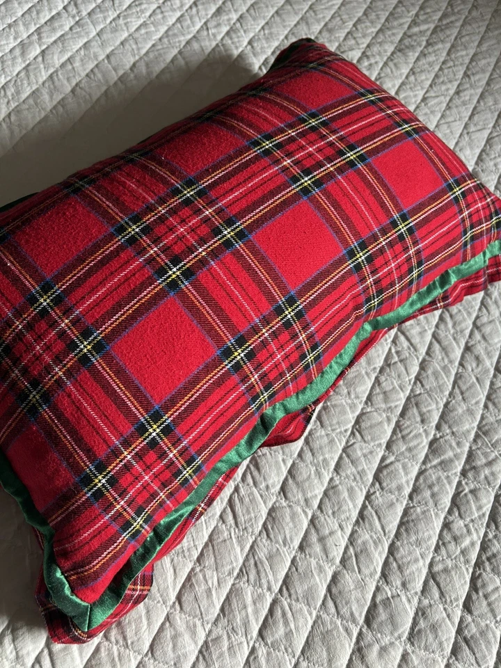 Pier 1 Tartan Plaid Holiday 2 Pillow Covers Flannel Red Green Ribbon Trim 22x15 - Image 4 of 4