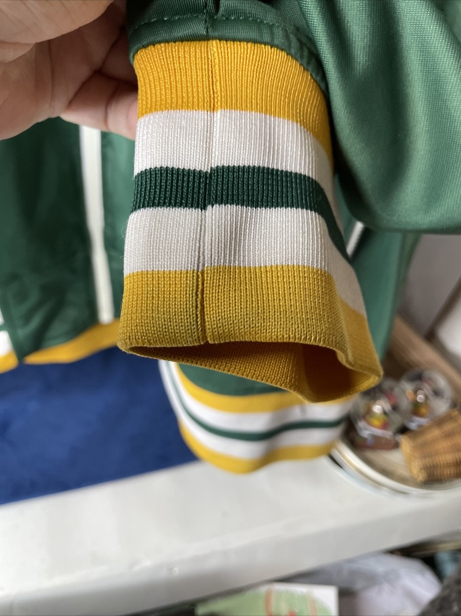 Mitchell & Ness Green Bay Packers Vintage Full Zip Jacket Mitchell & Ness Green Bay Packers Vintage Full Zip Jacket