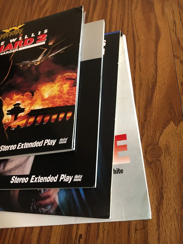 Laserdisc Lot Of 4 Action / Thriller LDs Die Hard 1 2 Mercury Rising Suture - Image 4 of 4