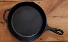 Lodge Vintage 8SK 10” Cast Iron Skillet Frying Pan Double Spouts Made In USA