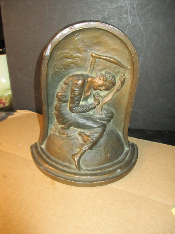 Vintage ''LOST HOPE'' CAST METAL BOOKEND MARKED K & O    X104 PA