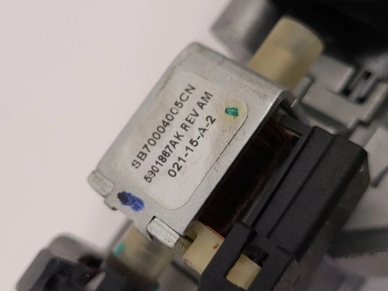 Interruptor de encendido Chevrolet Equinox 2010-2015 con llave 94737994 Foto 4 de 4