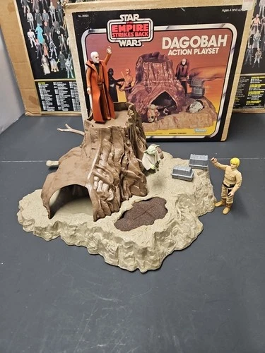 Star Wars 1980 Dagobah Playset Kenner With Box And 3 Bonus Figures