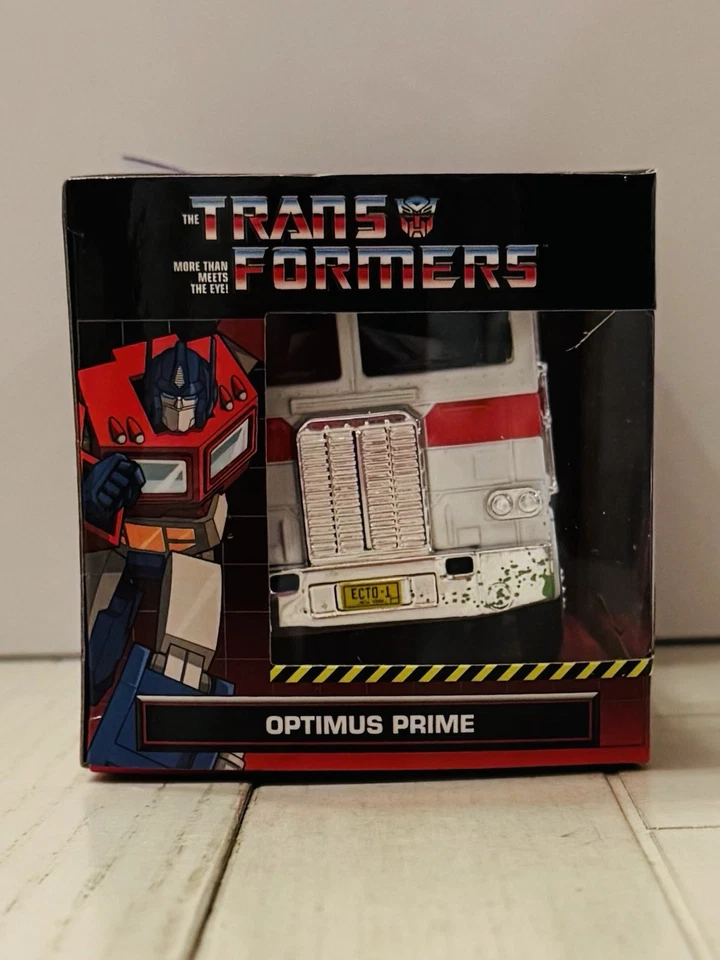 Jada 1:32 Hollywood Rides Transformers Optimus Prime, Ecto-1, Jazz Porsche 935 - Image 4 of 4