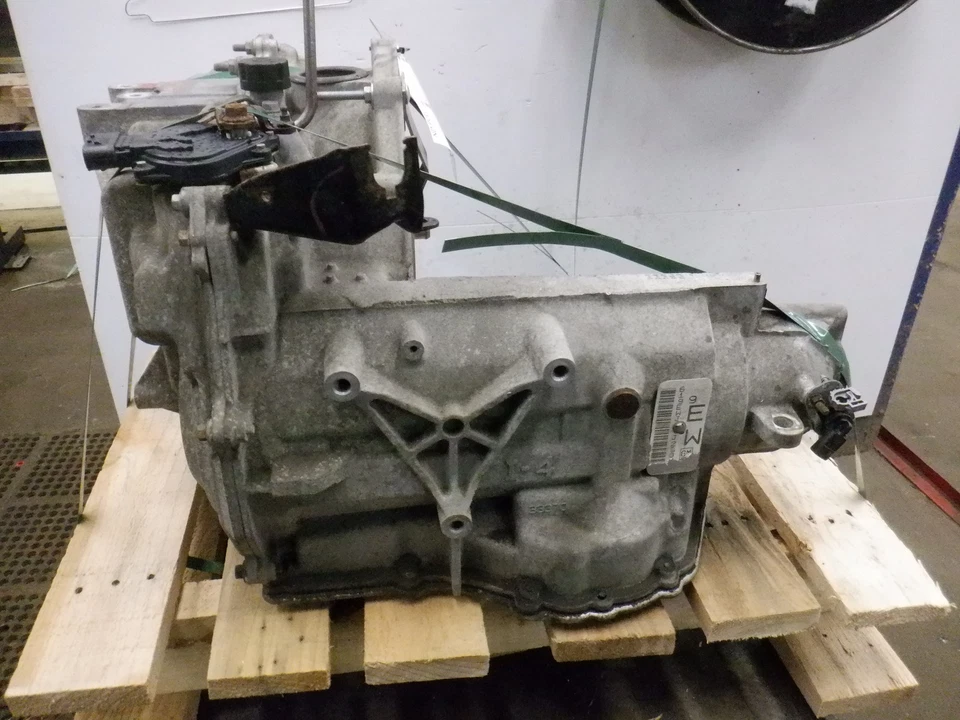 Saturn Aura 2008 transmisión automática 91 k millas OEM LKQ Foto 2 de 4