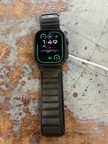 READ -- Apple Watch Ultra 2 49MM Natural Titanium MX4R3LW/A
