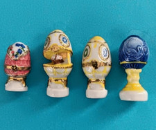 Fèves QUATRE OEUFS style  "FABERGE"  porcelaine décorée