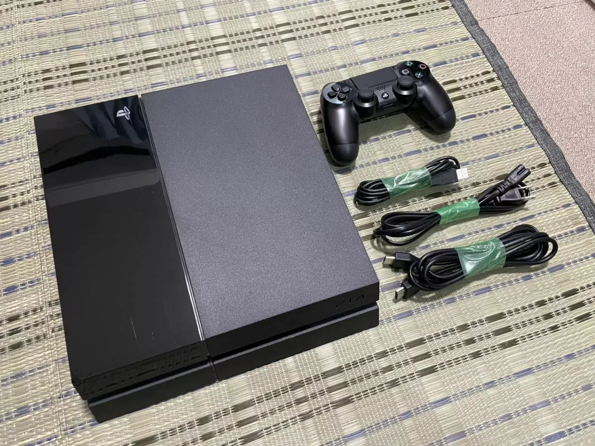 PS4 CUH-1000A