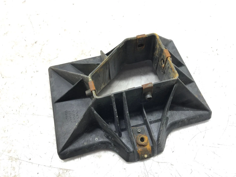 Bandeja de batería Corvette C5 1997-2004 OEM. Foto 3 de 4